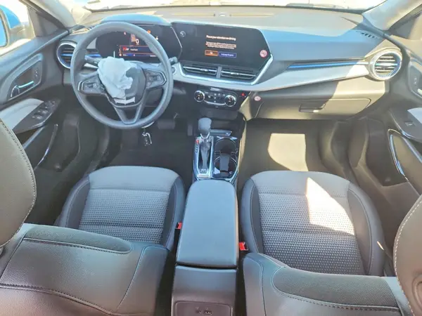 KL77LHEP3SC217616 2025 CHEVROLET TRAX - Image 8