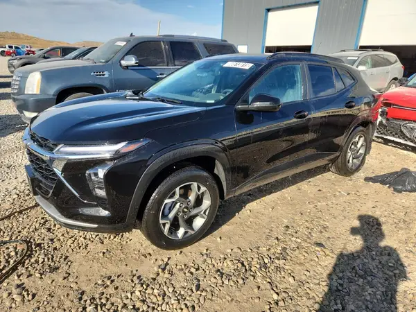 KL77LHEP3SC230799 2025 CHEVROLET TRAX - Image 1