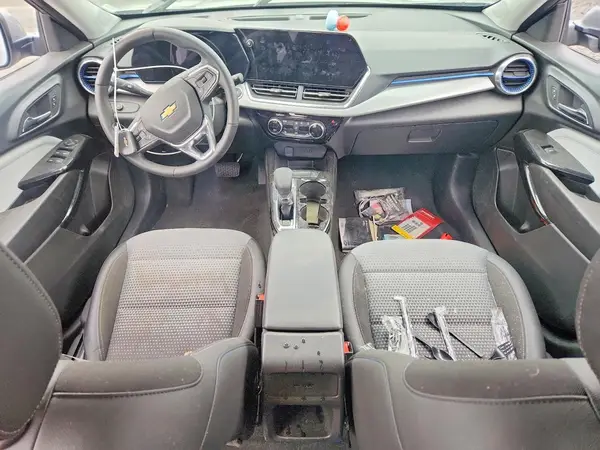 KL77LHEP3SC231368 2025 CHEVROLET TRAX - Image 8