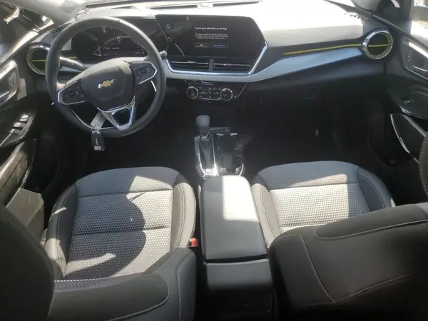 KL77LHEP3SC244914 2025 CHEVROLET TRAX - Image 8