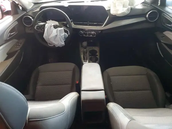 KL77LHEP3SC248977 2025 CHEVROLET TRAX - Image 8