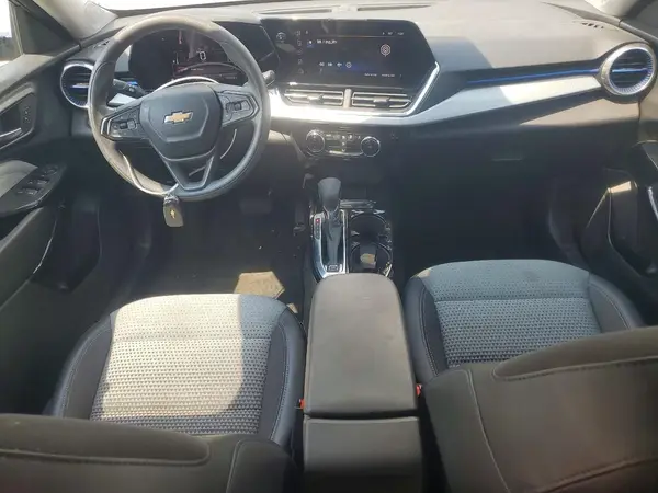 KL77LHEP3SC249045 2025 CHEVROLET TRAX - Image 8