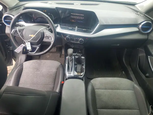 KL77LHEP3SC259204 2025 CHEVROLET TRAX - Image 8