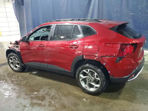 KL77LHEP3SC265276 2025 CHEVROLET TRAX - Image 2