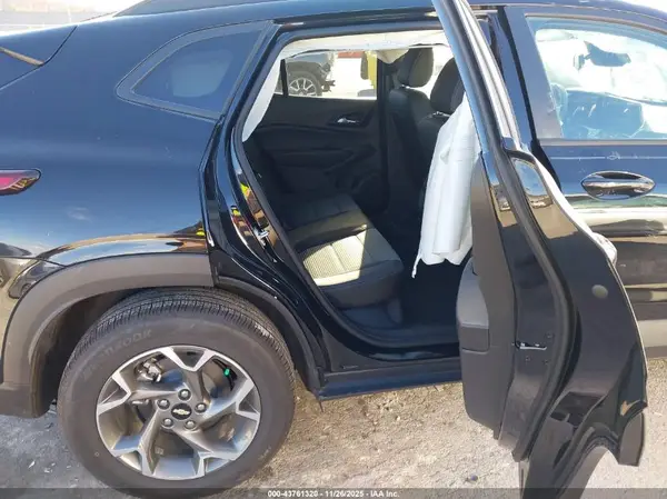 KL77LHEP3SC265309 2025 CHEVROLET TRAX - Image 8