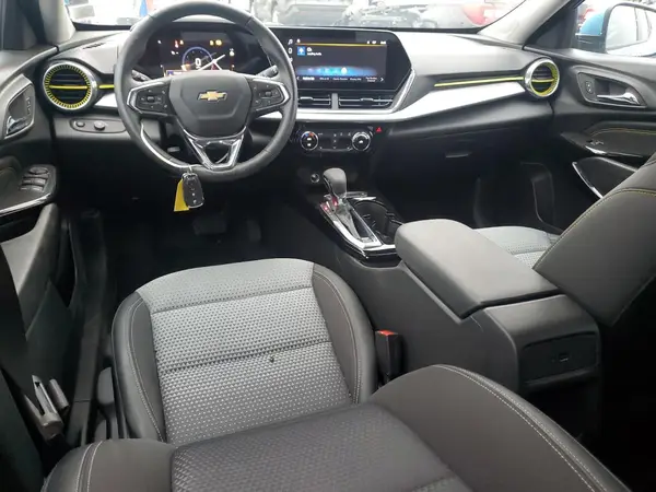 KL77LHEP3SC268159 2025 CHEVROLET TRAX - Image 8