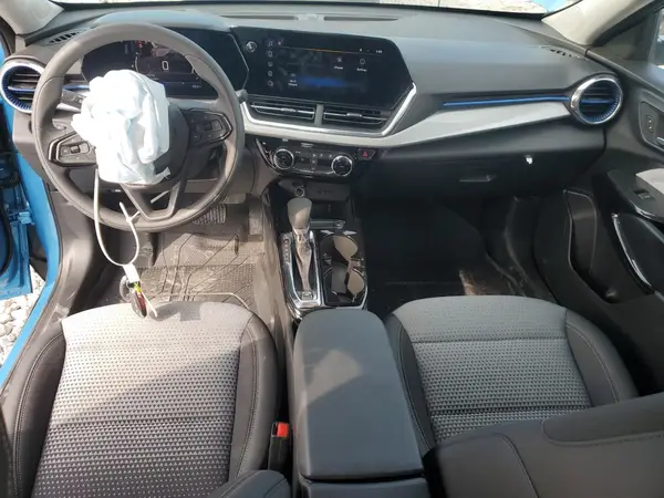 KL77LHEP3SC277685 2025 CHEVROLET TRAX - Image 8