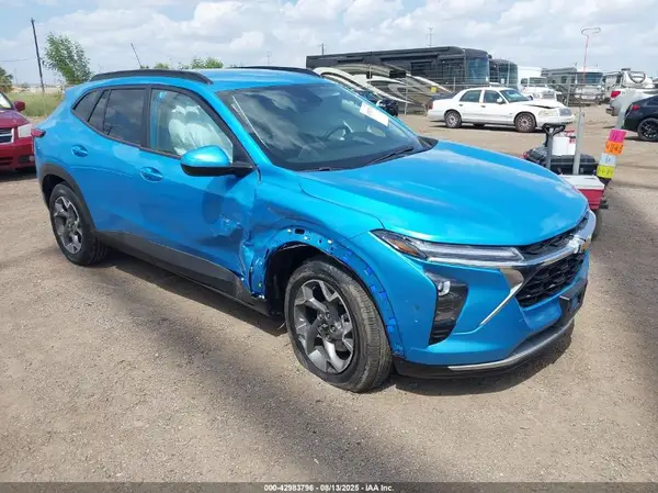 KL77LHEP3SC280988 2025 CHEVROLET TRAX - Image 1