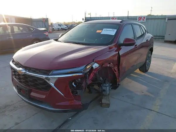 KL77LHEP3SC285124 2025 CHEVROLET TRAX - Image 2