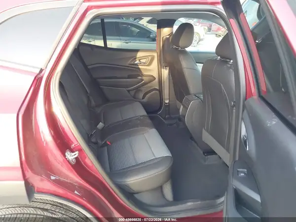 KL77LHEP3SC285124 2025 CHEVROLET TRAX - Image 8