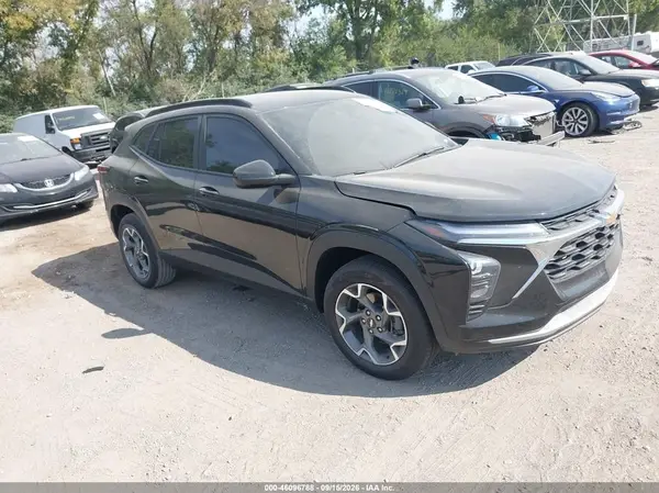 KL77LHEP3SC324150 2025 CHEVROLET TRAX - Image 1