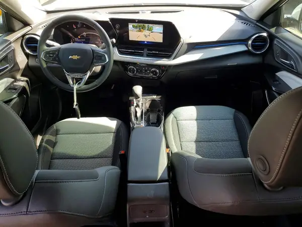 KL77LHEP3TC019734 2026 CHEVROLET TRAX - Image 8