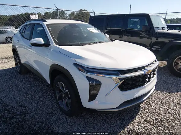 KL77LHEP3TC044570 2026 CHEVROLET TRAX - Image 1