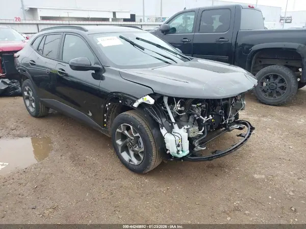 KL77LHEP3TC065905 2026 CHEVROLET TRAX - Image 1