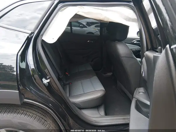KL77LHEP3TC083286 2026 CHEVROLET TRAX - Image 8