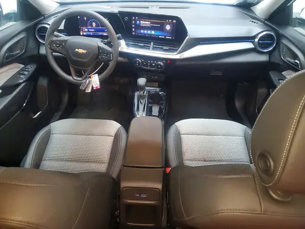KL77LHEP3TC088570 2026 CHEVROLET TRAX - Image 8