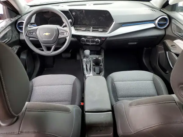 KL77LHEP4SC009342 2025 CHEVROLET TRAX - Image 8