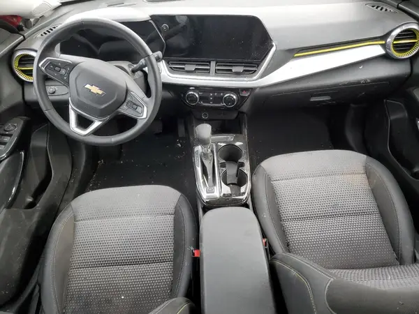 KL77LHEP4SC013195 2025 CHEVROLET TRAX - Image 8