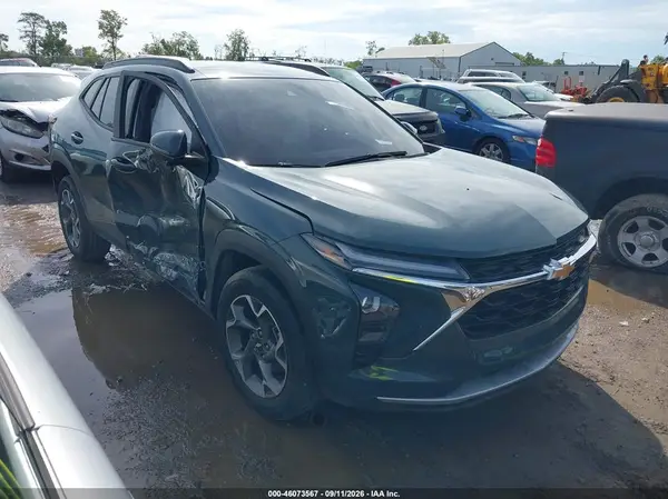KL77LHEP4SC033463 2025 CHEVROLET TRAX - Image 1