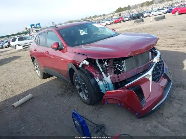 KL77LHEP4SC054250 2025 CHEVROLET TRAX - Image 1