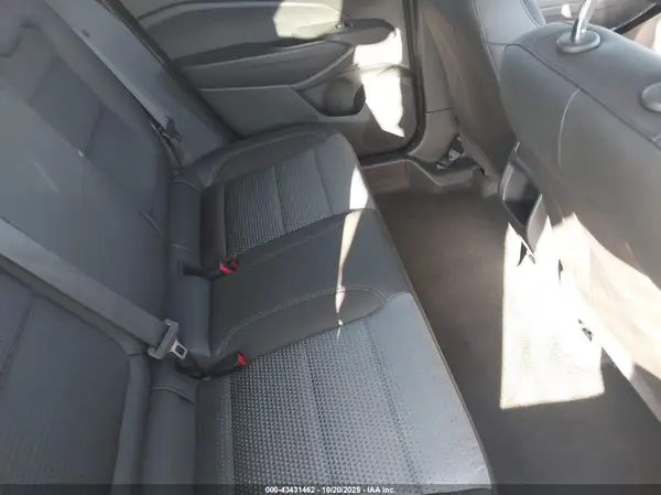 KL77LHEP4SC067466 2025 CHEVROLET TRAX - Image 8