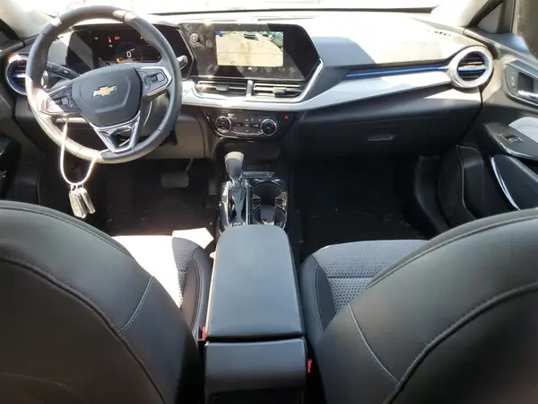 KL77LHEP4SC075258 2025 CHEVROLET TRAX - Image 8