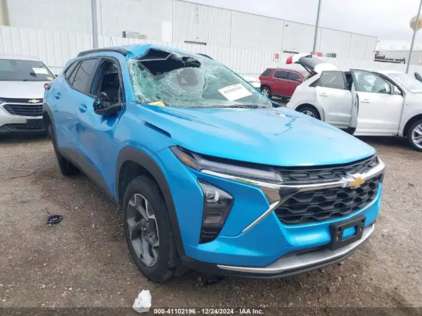 KL77LHEP4SC075745 2025 CHEVROLET TRAX - Image 1