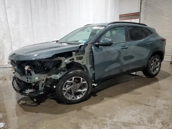 KL77LHEP4SC085059 2025 CHEVROLET TRAX - Image 1
