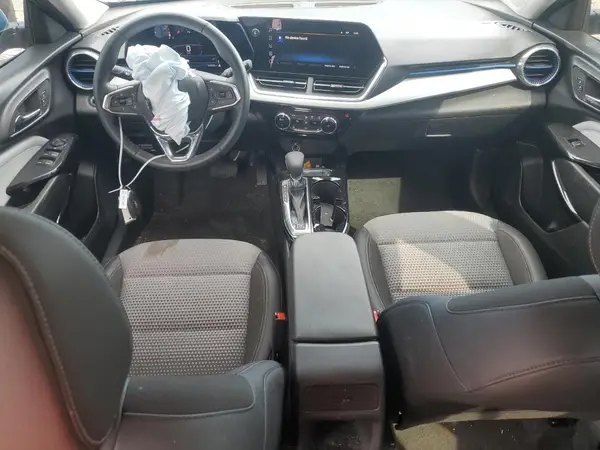 KL77LHEP4SC103124 2025 CHEVROLET TRAX - Image 8