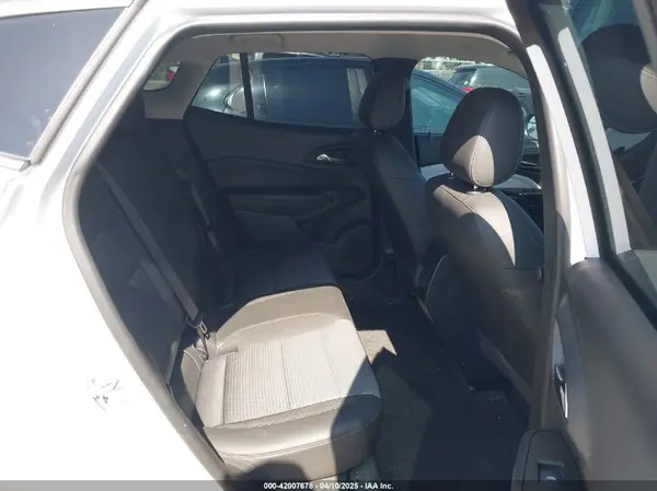 KL77LHEP4SC118481 2025 CHEVROLET TRAX - Image 8