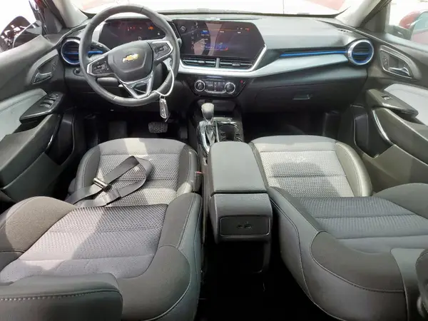 KL77LHEP4SC120649 2025 CHEVROLET TRAX - Image 8
