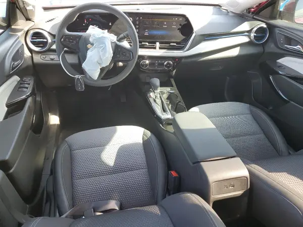KL77LHEP4SC126337 2025 CHEVROLET TRAX - Image 8