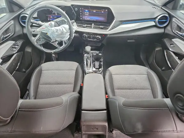 KL77LHEP4SC146359 2025 CHEVROLET TRAX - Image 8