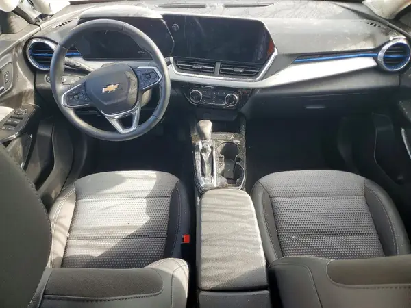 KL77LHEP4SC150847 2025 CHEVROLET TRAX - Image 8