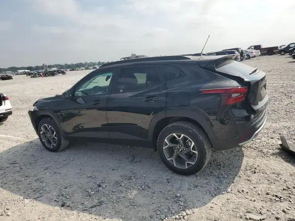 KL77LHEP4SC174534 2025 CHEVROLET TRAX - Image 2