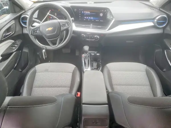 KL77LHEP4SC175683 2025 CHEVROLET TRAX - Image 8