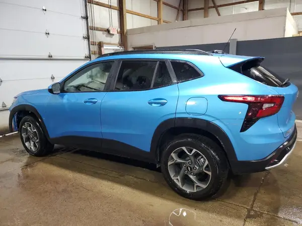 KL77LHEP4SC177515 2025 CHEVROLET TRAX - Image 2