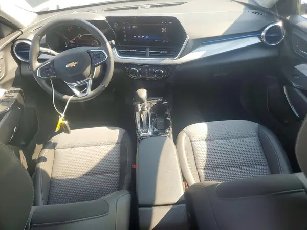 KL77LHEP4SC178129 2025 CHEVROLET TRAX - Image 8