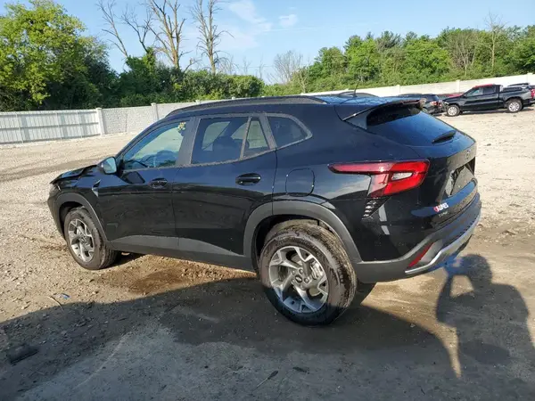 KL77LHEP4SC178177 2025 CHEVROLET TRAX - Image 2