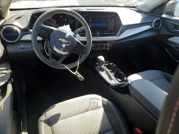 KL77LHEP4SC190992 2025 CHEVROLET TRAX - Image 8