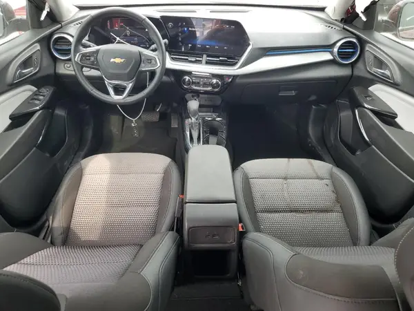 KL77LHEP4SC194931 2025 CHEVROLET TRAX - Image 8