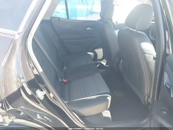KL77LHEP4SC196968 2025 CHEVROLET TRAX - Image 8