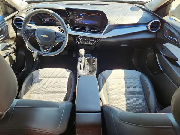KL77LHEP4SC197778 2025 CHEVROLET TRAX - Image 8
