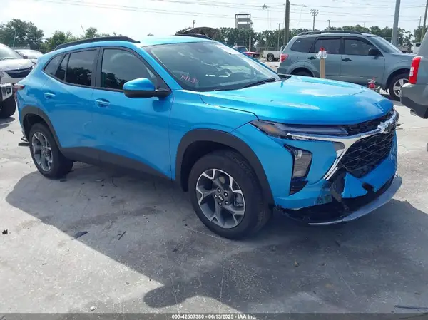 KL77LHEP4SC203207 2025 CHEVROLET TRAX - Image 1