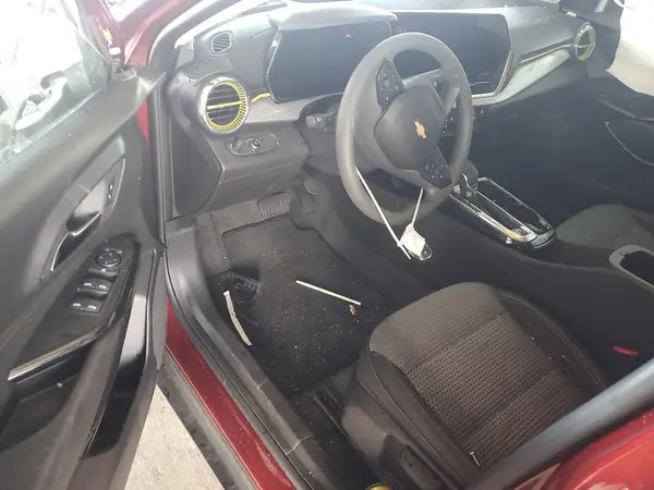 KL77LHEP4SC226566 2025 CHEVROLET TRAX - Image 8