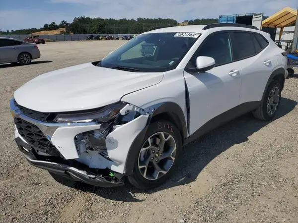 KL77LHEP4SC227930 2025 CHEVROLET TRAX - Image 1