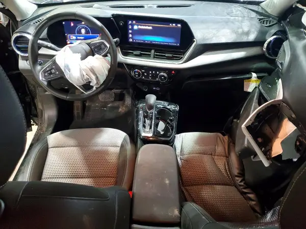 KL77LHEP4SC229161 2025 CHEVROLET TRAX - Image 8