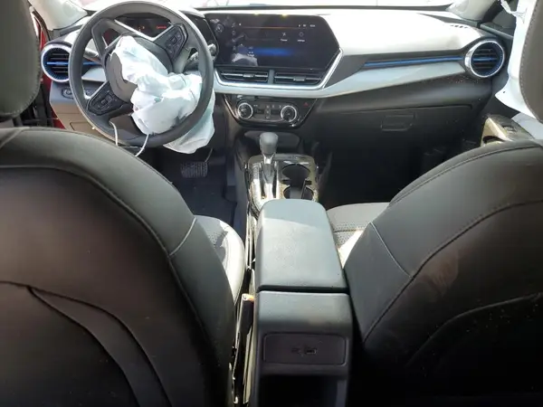 KL77LHEP4SC234215 2025 CHEVROLET TRAX - Image 8