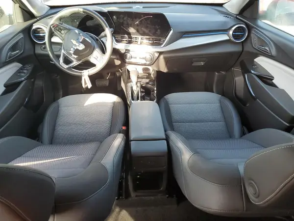 KL77LHEP4SC234344 2025 CHEVROLET TRAX - Image 8
