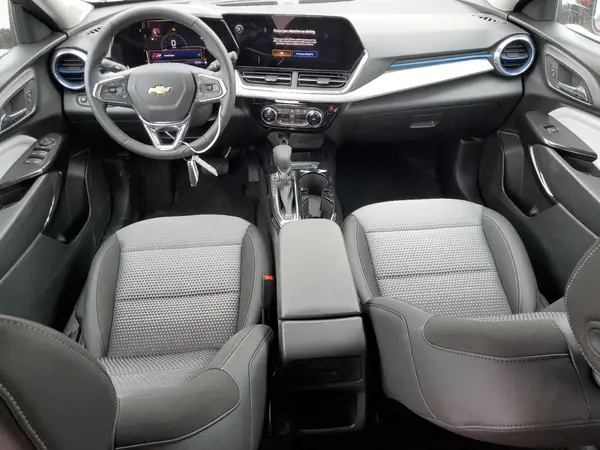 KL77LHEP4SC236997 2025 CHEVROLET TRAX - Image 8